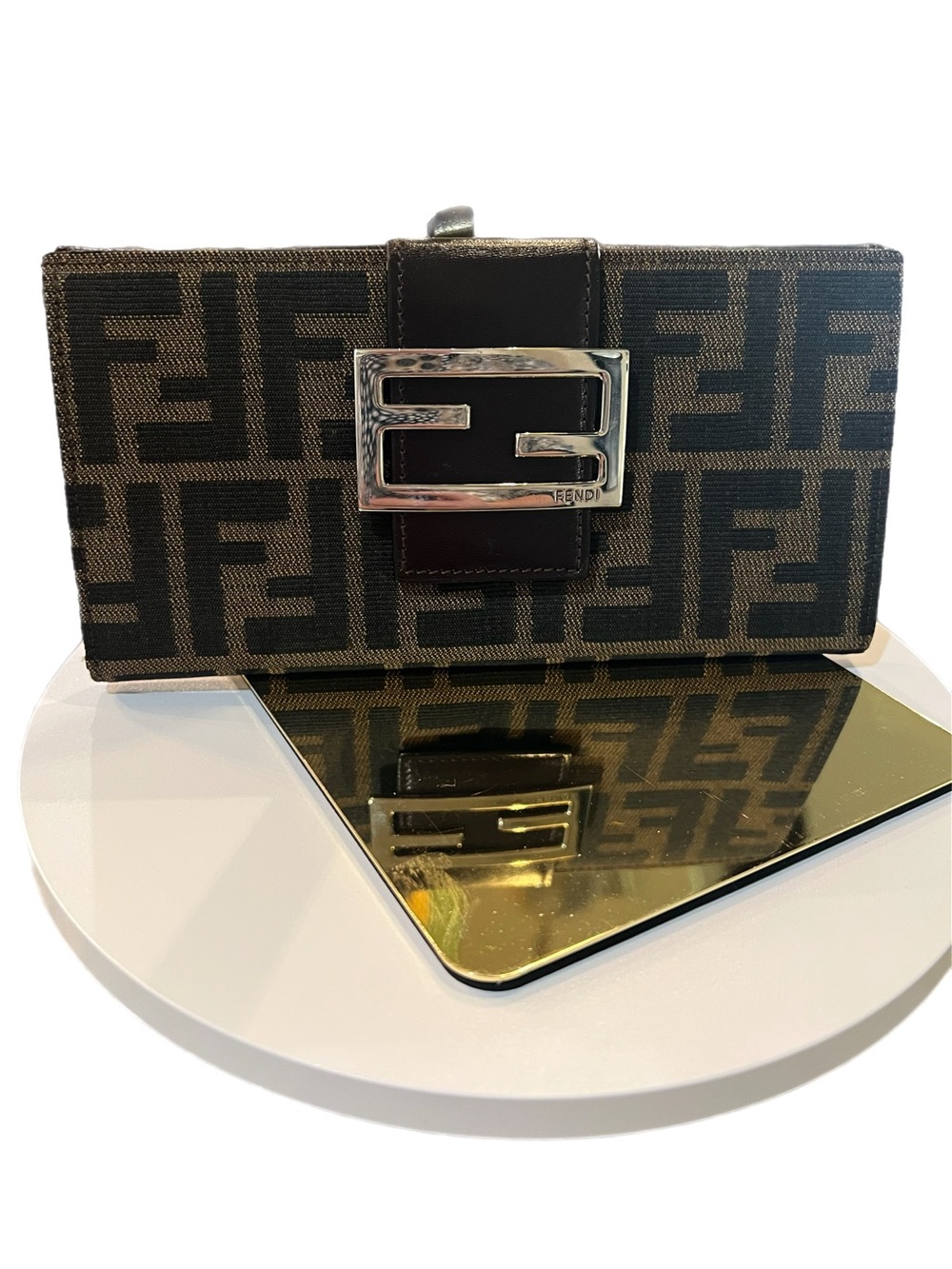 Fendi Vintage Zucca Logo Buckle Continental Wallet!! LIKE NEW!